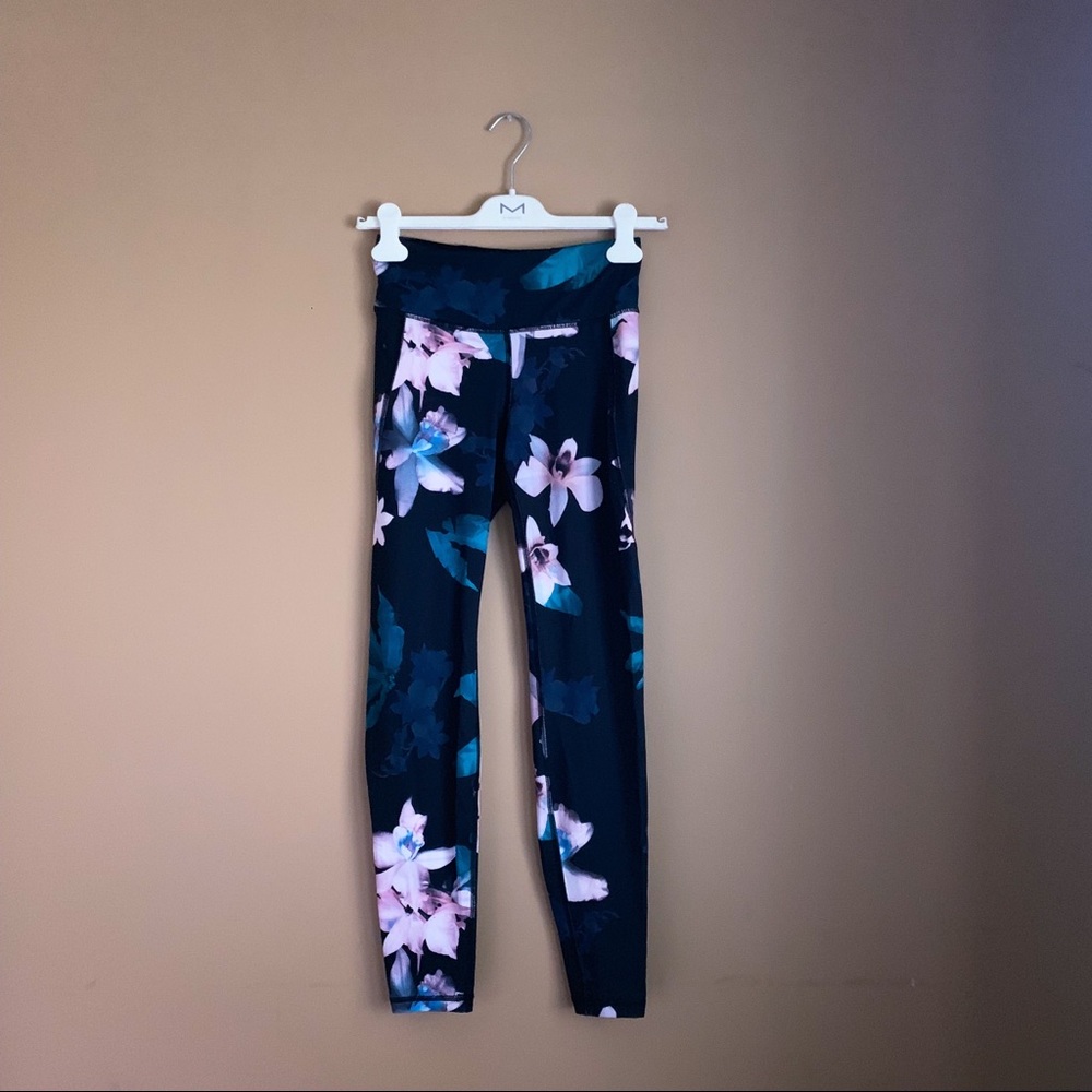 | H&M | Sport Workout Pant